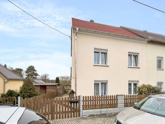 Doppelhaushälfte zum Kauf 49.999 € 4 Zimmer 74,6 m² 204 m² Grundstück Prießnitz Frohburg 04654