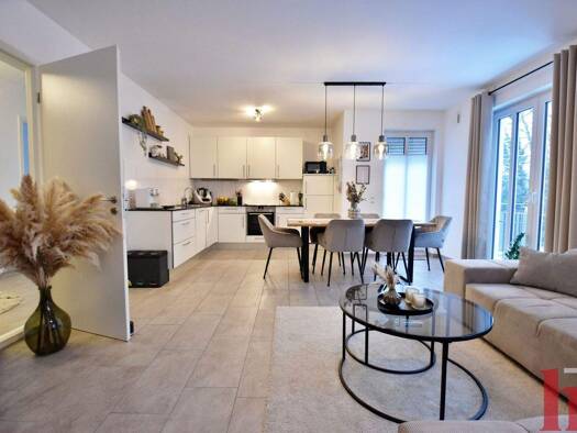 Wohnung zur Miete 820 € 3 Zimmer 92,7 m² 1. Geschoss frei ab 01.02.2026 Damme-Ort Damme 49401