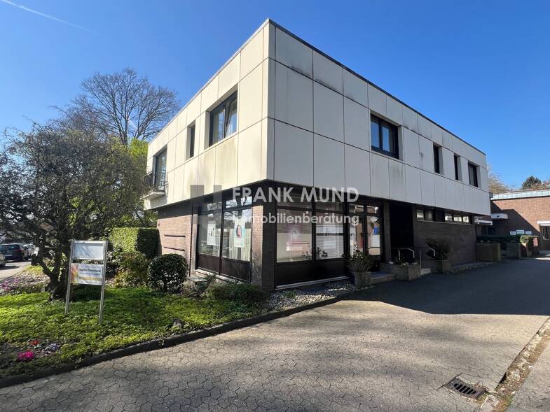 Einfamilienhaus zum Kauf 695.000 € 9 Zimmer 300,4 m² 607 m² Grundstück Hockstein Mönchengladbach-Hockstein 41239