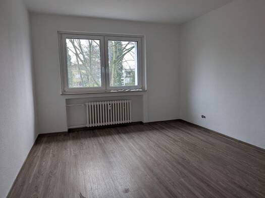 Wohnung zur Miete 739 € 3 Zimmer 77 m² 2. Geschoss frei ab 16.10.2026 Kaiserswerther Str. 99 a Wanheim-Angerhausen Duisburg 47249