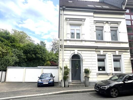 Mehrfamilienhaus zum Kauf 429.000 € 6 Zimmer 210 m² 397 m² Grundstück Solingen-Mitte Solingen 42655