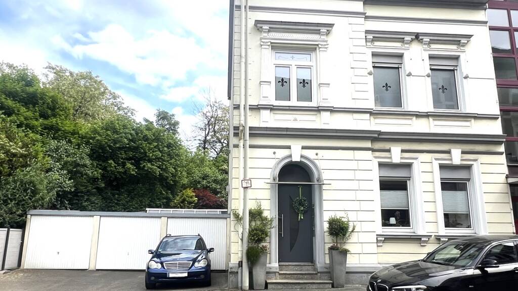 Mehrfamilienhaus zum Kauf 429.000 € 6 Zimmer 210 m² 397 m² Grundstück Solingen-Mitte Solingen 42655