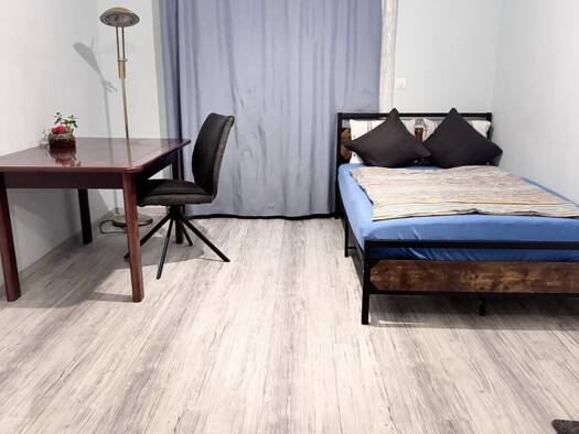 WG-Zimmer zur Miete 350 € 14 m² frei ab sofort Barmen Oberbarmen 42277