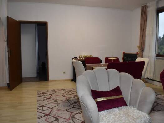 Wohnung zum Kauf 124.950 € 3,5 Zimmer 83 m² 1. Geschoss frei ab sofort Borbeck-Mitte Essen 45355