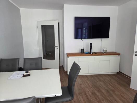 Maisonette zur Miete 900 € 2 Zimmer 63 m² Geschoss 1/3 frei ab 01.09.2026 Friedrich-Ebert-Straße 3 Burghausen 84489