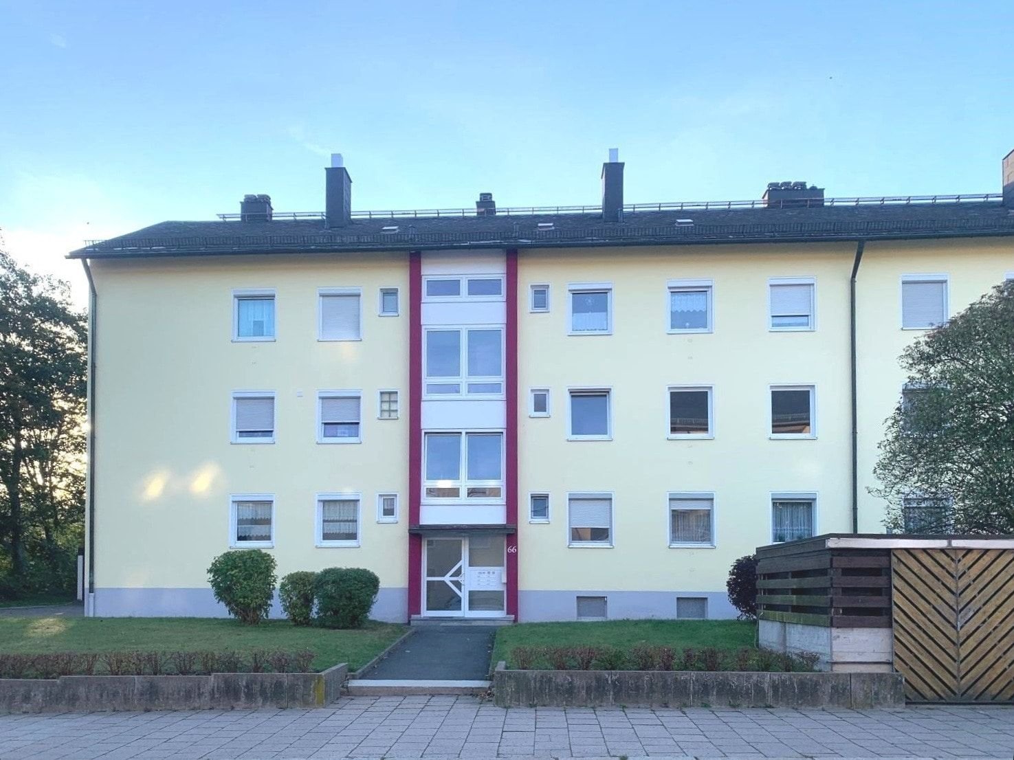 Wohnung zum Kauf 85.000 € 3 Zimmer 75 m²<br/>Wohnfläche ab sofort<br/>Verfügbarkeit Wartturmviertel Hof 95028