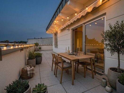 Wohnung zur Miete 995 € 2 Zimmer 88,4 m² 5. Geschoss Peter-Paul-Str. 32 Alte Neustadt Magdeburg 39106