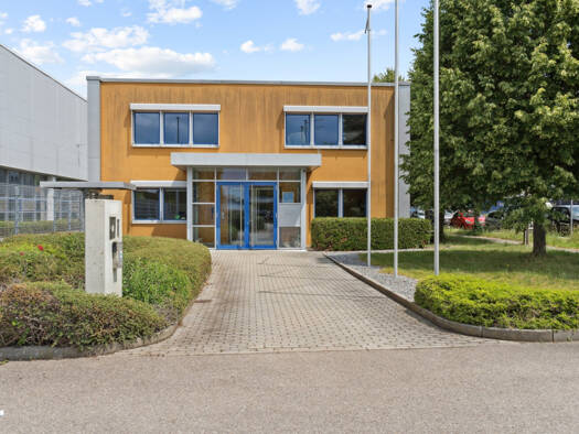 Lagerhalle zur Miete 9.854 m² Lagerfläche Industriegebiet Landshut 84030