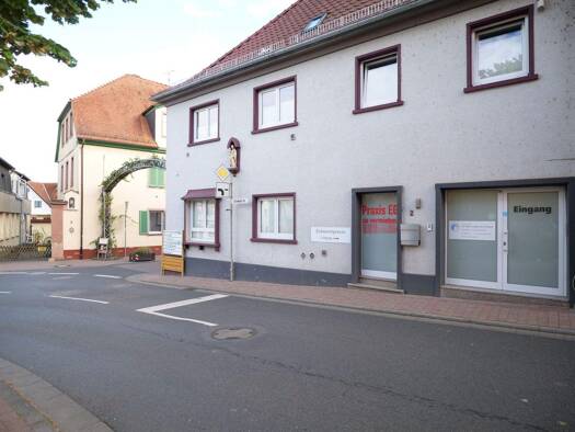 Praxis zur Miete 1.340 € 9 Zimmer 130 m² Bürofläche Nackenheim 55299