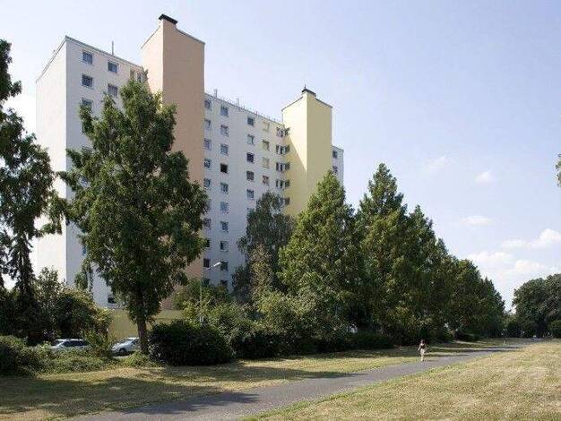 Wohnung zur Miete 680 € 2 Zimmer 54,5 m² 3. Geschoss frei ab 23.01.2026 Landgrafenring 74 Offenbach am Main 63071