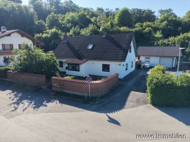 Einfamilienhaus zum Kauf 390.000 € 6 Zimmer 156 m² 1.350 m² Grundstück Burgkirchen Burgkirchen an der Alz 84508