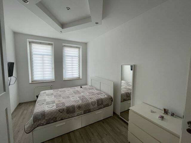 Property thumbnail 12