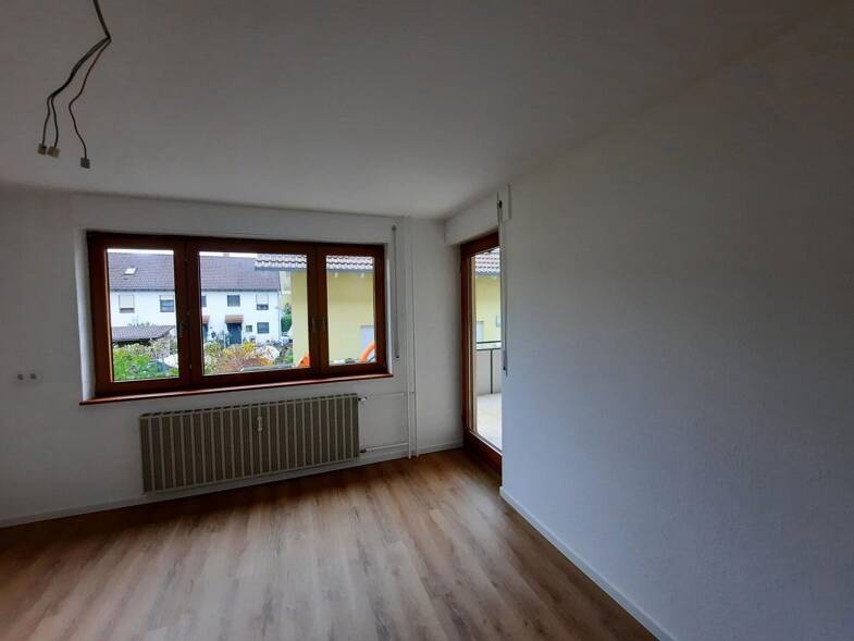 WG-Zimmer zur Miete Wohnen auf Zeit 380 € 93 m² EG frei ab sofort Weiherstraße 27 Berghausen Pfinztal (Berghausen) 76327
