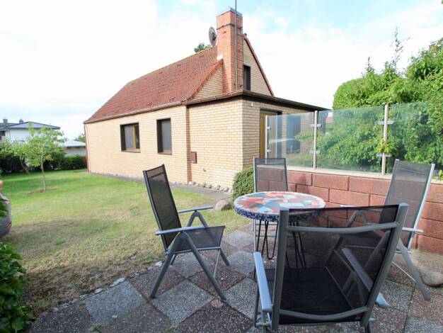 Einfamilienhaus zum Kauf 399.000 € 4 Zimmer 100 m² 870 m² Grundstück Breege Breege 18556
