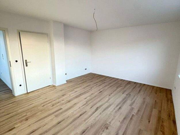 Wohnung zur Miete 480 € 1,5 Zimmer 30 m² 1. Geschoss frei ab sofort Kupferdreher Str.93 Kupferdreh Essen 45257
