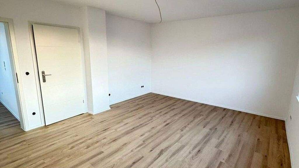 Wohnung zur Miete 480 € 1,5 Zimmer 30 m² 1. Geschoss frei ab sofort Kupferdreher Str.93 Kupferdreh Essen 45257