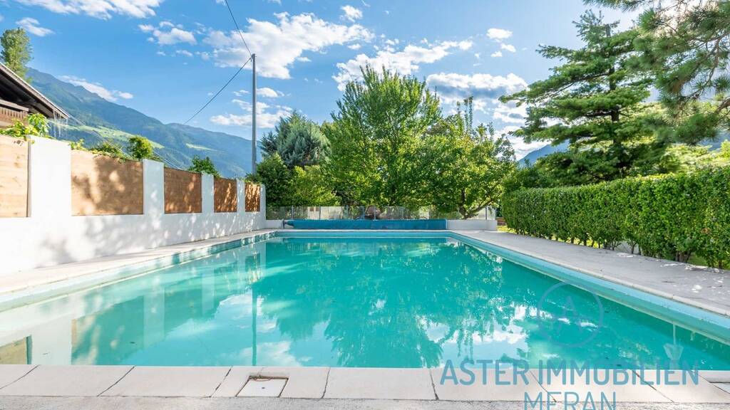 Hotel zum Kauf 2.350.000 € 13 Zimmer Naturns 39025