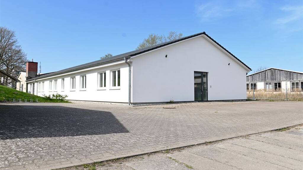 Bürofläche zur Miete 1.450 € 4 Zimmer 175,6 m² Bürofläche Franken Mitte Stralsund 18439