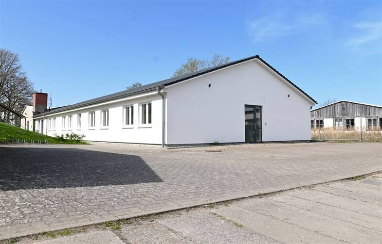 Bürofläche zur Miete 1.450 € 4 Zimmer 175,6 m² Bürofläche Franken Mitte Stralsund 18439
