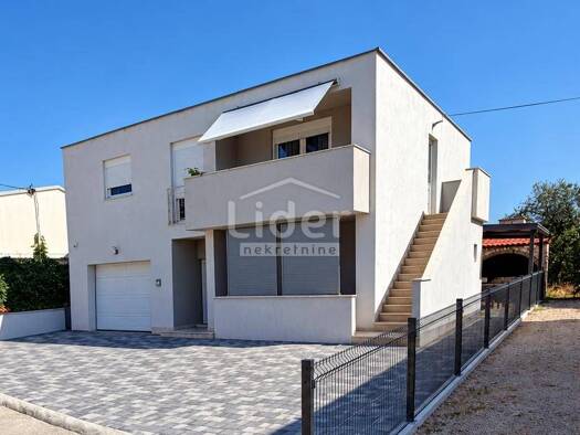 Einfamilienhaus zum Kauf 575.000 € 8 Zimmer 188 m² Pirovac Pirovac 22213
