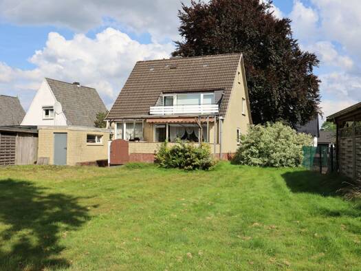 Einfamilienhaus zum Kauf 300.000 € 5 Zimmer 112 m² 620 m² Grundstück frei ab sofort Tornesch 25436