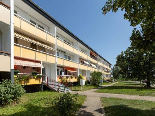 Wohnung zur Miete 493 € 3 Zimmer 70,4 m² EG frei ab 01.02.2026 Albert-Einstein-Str. 24 Stendal 39576