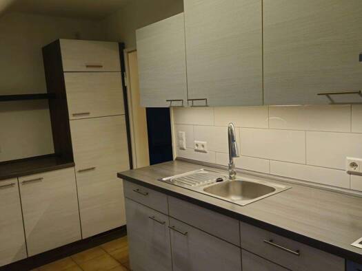 Wohnung zur Miete 825 € 3 Zimmer 75 m² frei ab sofort Alt-Langenhagen Langenhagen 30853