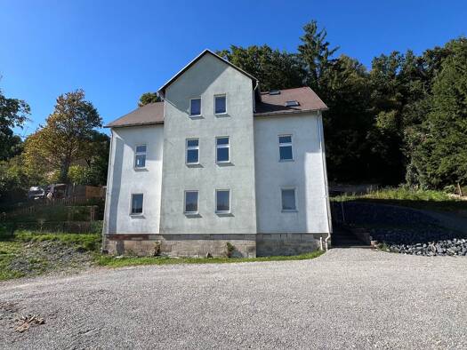 Wohnung zur Miete 750 € 4,5 Zimmer 103 m² Geschoss 1/3 frei ab sofort Suhler Straße 47 Schleusingen 98553