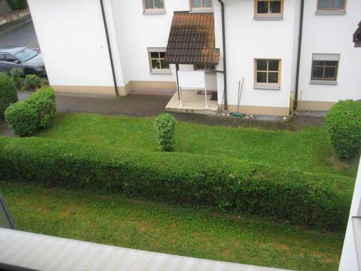 Wohnung zum Kauf 210.000 € 3 Zimmer 88 m² frei ab sofort Waldbüttelbrunn 97297