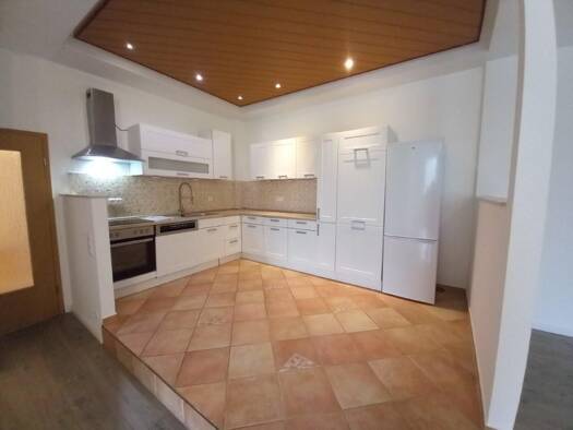 Wohnung zur Miete 495 € 3 Zimmer Neustädter Straße 13 a Weida Weida 07570