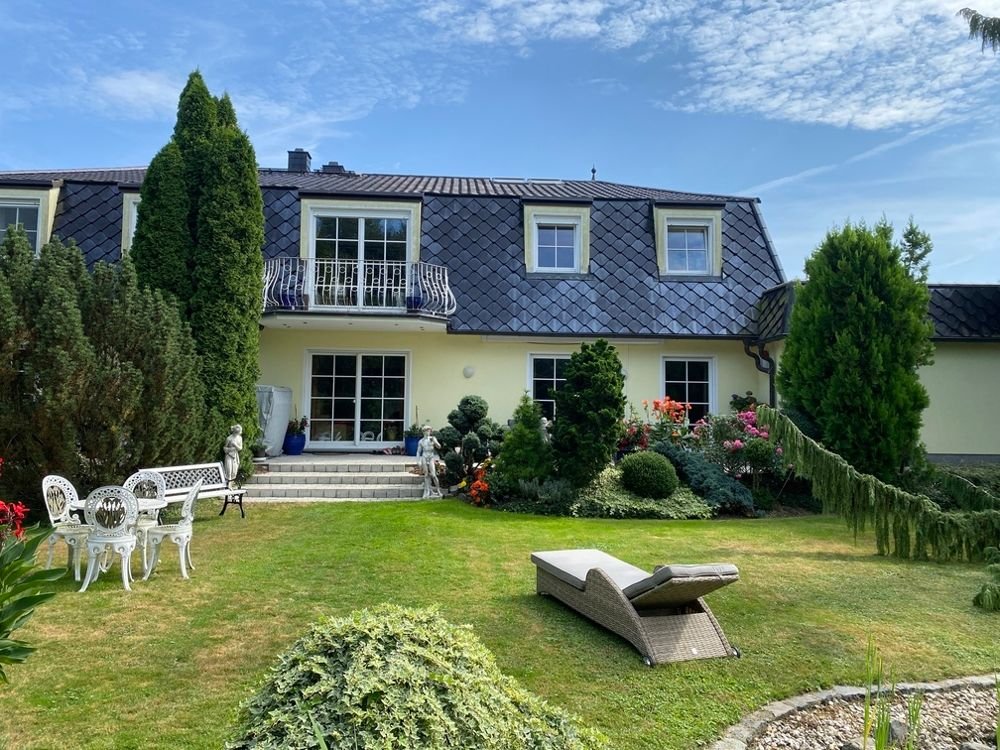 Villa zum Kauf 875.000 € 5 Zimmer 227 m²<br/>Wohnfläche 849 m²<br/>Grundstück Brandis Brandis 04821