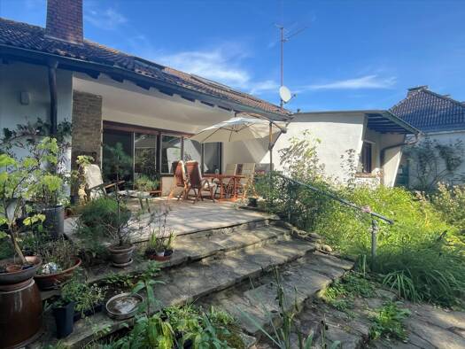 Mehrfamilienhaus zum Kauf 795.000 € 5 Zimmer 179 m² 466 m² Grundstück Bergisch Neukirchen Leverkusen 51381