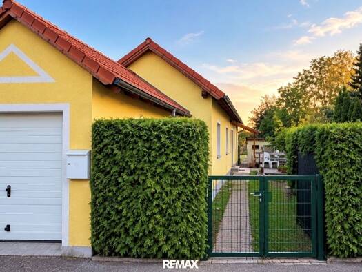 Einfamilienhaus zum Kauf 170.000 € 2 Zimmer 65 m² 2.353 m² Grundstück Haugsdorf 2054