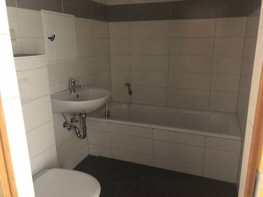 Wohnung zur Miete 463 € 3 Zimmer 71,2 m² Geschoss 4/5 frei ab sofort Lange Straße (Zerbst) 15 Zerbst Zerbst/Anhalt 39261