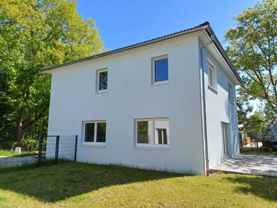 Haus zum Kauf als Kapitalanlage geeignet 650.000 € 5 Zimmer 175 m² 300 m² Grundstück Wostokweg 37a Eckersbach 272 Zwickau 08066