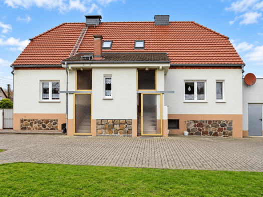 Haus zum Kauf 135.000 € 8 Zimmer 142 m² 2.750 m² Grundstück Jocksdorf Neiße-Malxetal 03159