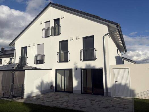 Doppelhaushälfte zur Miete 2.330 € 5 Zimmer 161 m² 256 m² Grundstück frei ab 01.12.2025 Mitterlern Berglern 85459