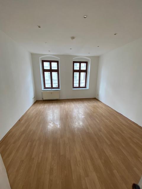 Wohnung zur Miete 508 € 3 Zimmer 72,6 m²<br/>Wohnfläche 1.<br/>Geschoss ab sofort<br/>Verfügbarkeit Wolfenbütteler Straße Wormser Platz Magdeburg 39112