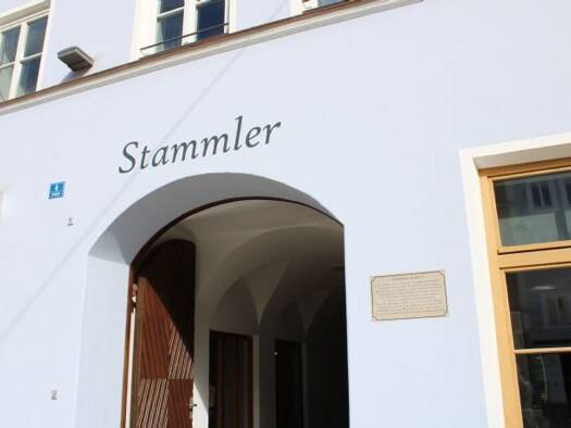 Studio zur Miete 895 € 1 Zimmer 38,8 m² 2. Geschoss Stadtplatz 4 Vilsbiburg Vilsbiburg 84137