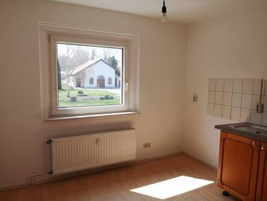 Wohnung zur Miete 199 € 2 Zimmer 35 m² 1. Geschoss frei ab sofort Rudolf-Breitscheid-Str. 7a Regis-Breitingen Regis-Breitingen 04565