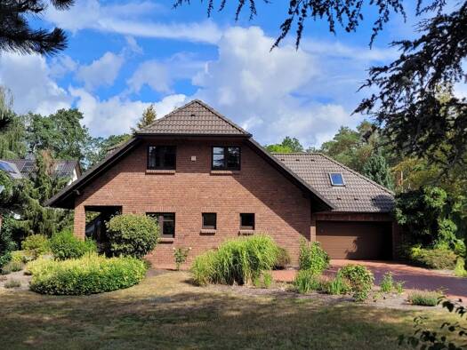 Einfamilienhaus zum Kauf provisionsfrei 500.000 € 5 Zimmer 240 m² 1.059 m² Grundstück frei ab 01.01.2027 Gifhorn Gifhorn 38518