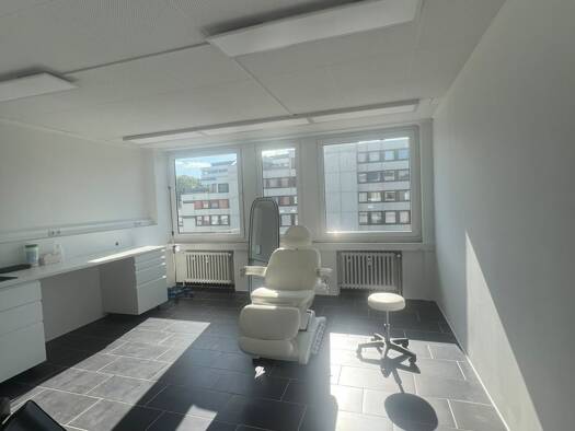 Büro zur Miete provisionsfrei 580 € 1 Zimmer 25 m² Bürofläche Am Michaelshof 4 Bad Godesberg Bonn 53177