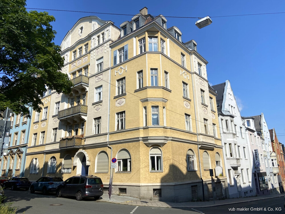 Mehrfamilienhaus zum Kauf 629.000 € 1.070 m²<br/>Wohnfläche 332 m²<br/>Grundstück Bahnhofsviertel Hof 95028