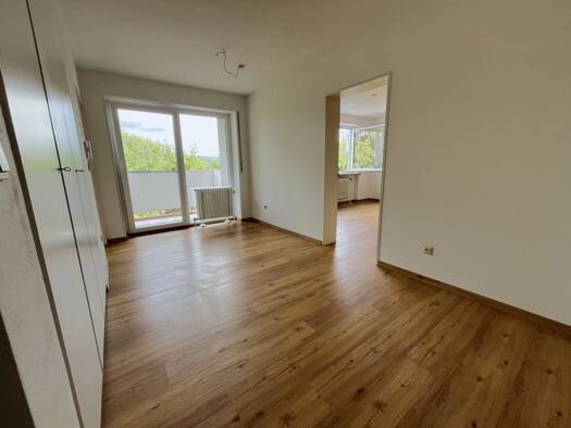 Wohnung zur Miete 600 € 2 Zimmer 65 m² 1. Geschoss Moosbürg Weiden in der Oberpfalz 92637