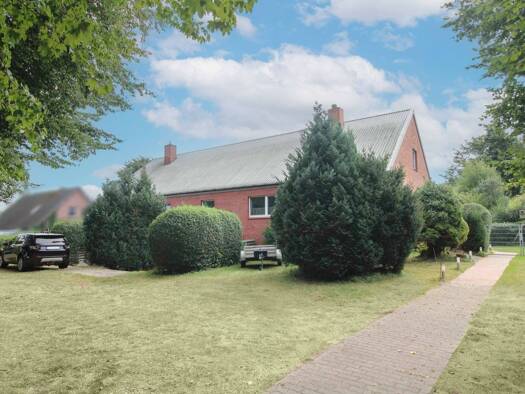 Einfamilienhaus zum Kauf 625.000 € 10 Zimmer 311 m² 5.530,3 m² Grundstück Emkendorf Tröndel 24321