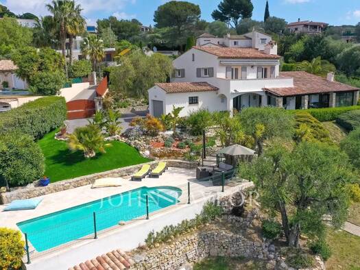 Villa zum Kauf 1.590.000 € 8 Zimmer 198 m² 2.237 m² Grundstück Valmasque-Notre Dame de Vie Mougins 06250