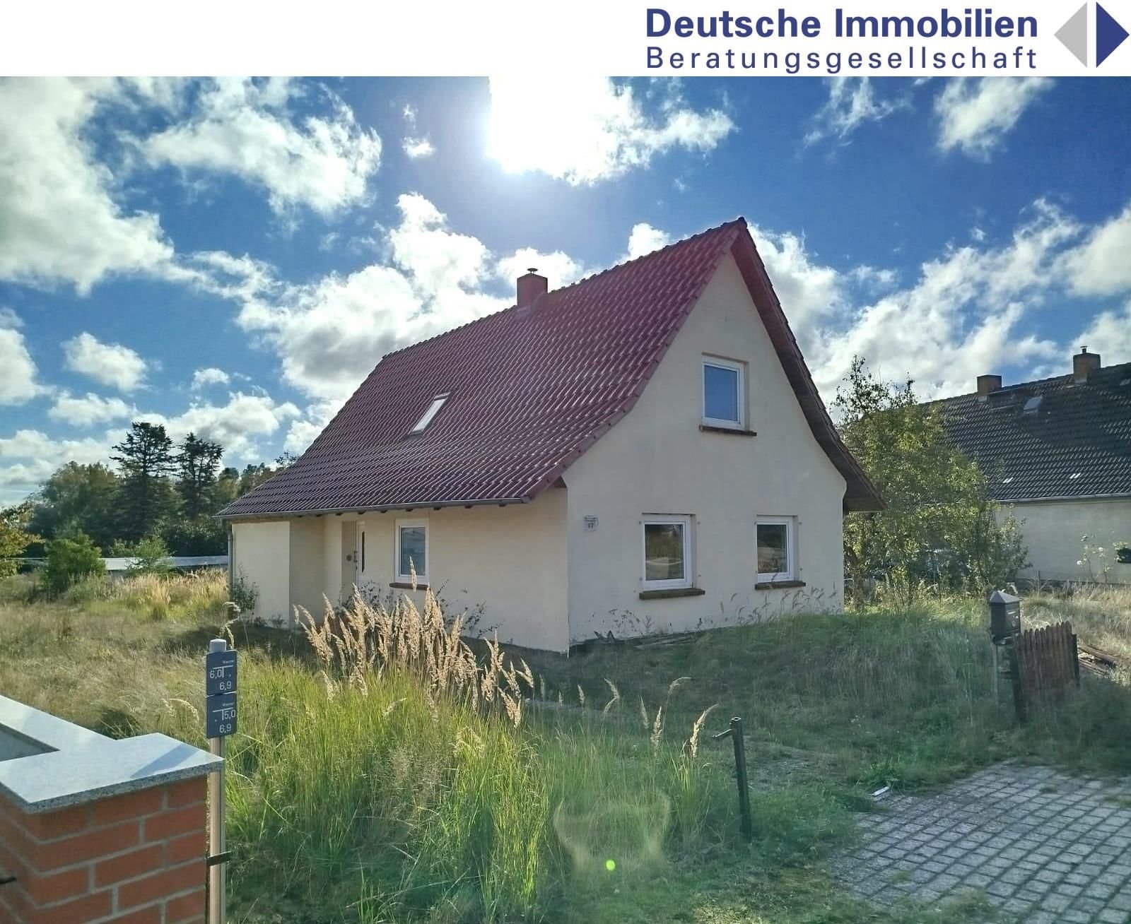 Einfamilienhaus zum Kauf 99.000 € 4 Zimmer 75 m²<br/>Wohnfläche 2.000 m²<br/>Grundstück ab sofort<br/>Verfügbarkeit Rosenow Rosenow 17091