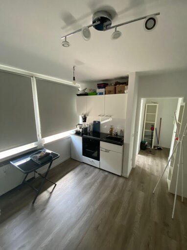 Studio zur Miete 650 € 1,5 Zimmer 26 m² 2. Geschoss frei ab 01.04.2025 Bilk Düsseldorf 40225