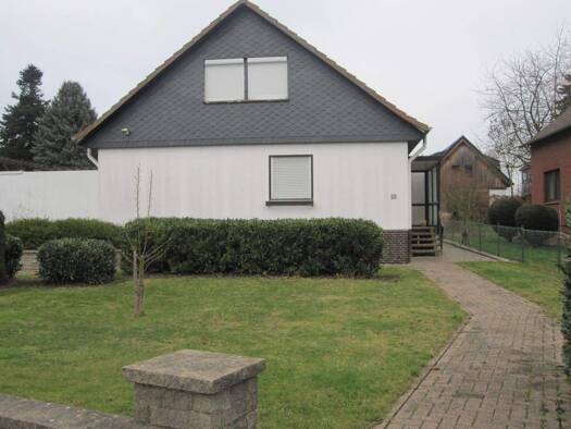 Einfamilienhaus zum Kauf 349.000 € 5 Zimmer 158 m² 890 m² Grundstück Eldagsen Springe 31832