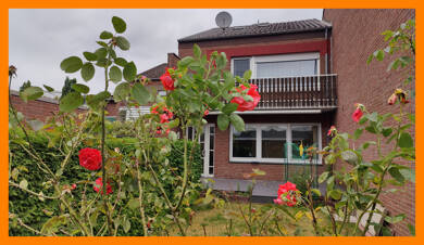 Reihenmittelhaus zum Kauf 315.000 € 6 Zimmer 140,5 m² 261 m² Grundstück Halle Halle 33790